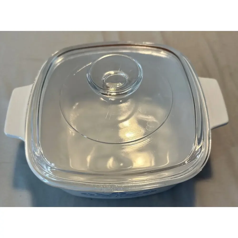 Vintage Corning Ware 1 1/2 Qt. Cornflower Blue Casserole Dish w/ A-7-C lid